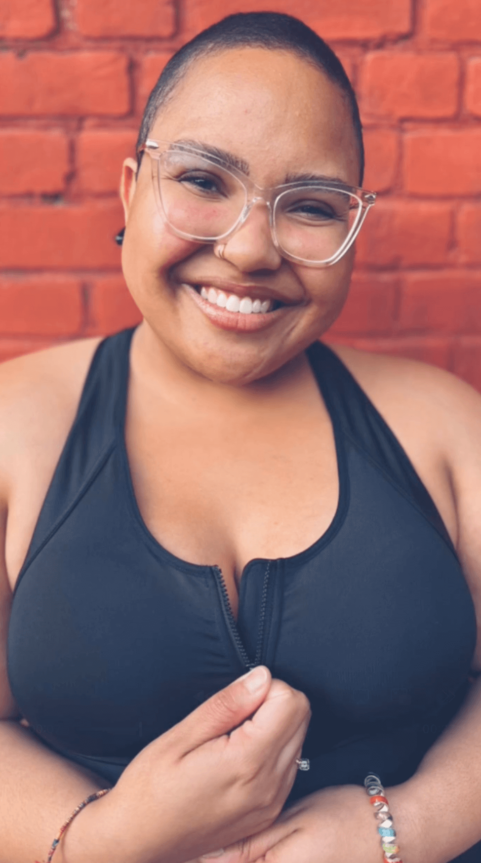 Hero Front‑Closure Sports Bra - Black