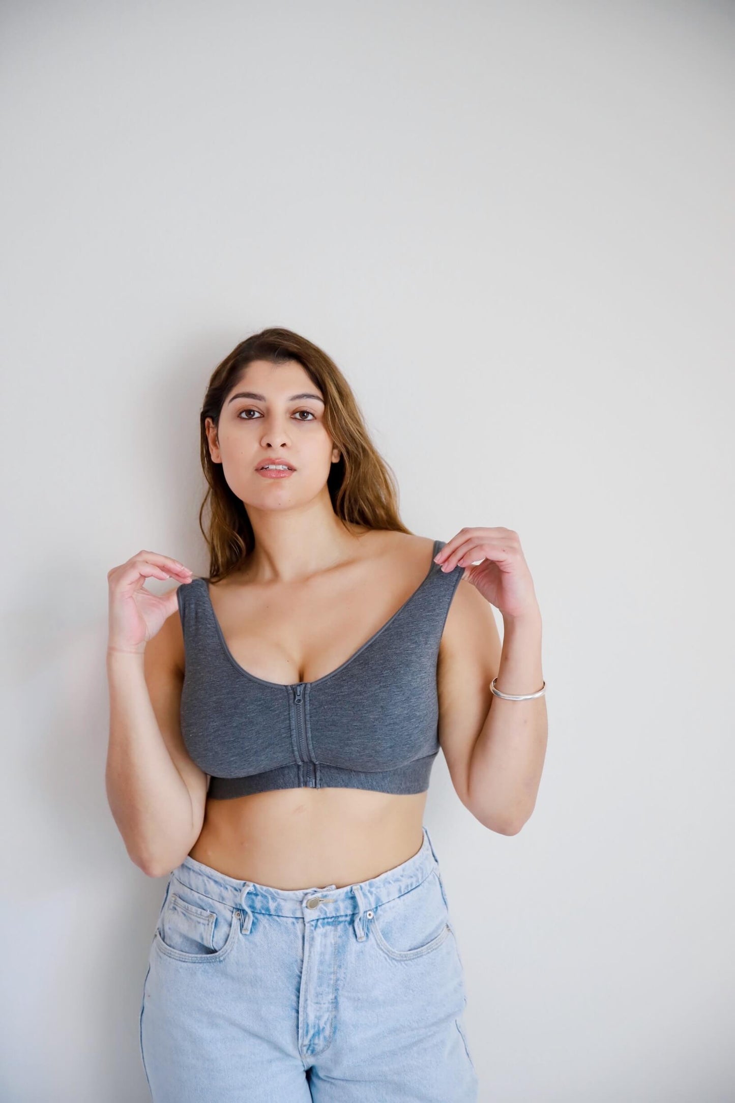 Wilderness – Front Closure Bralette, Gray